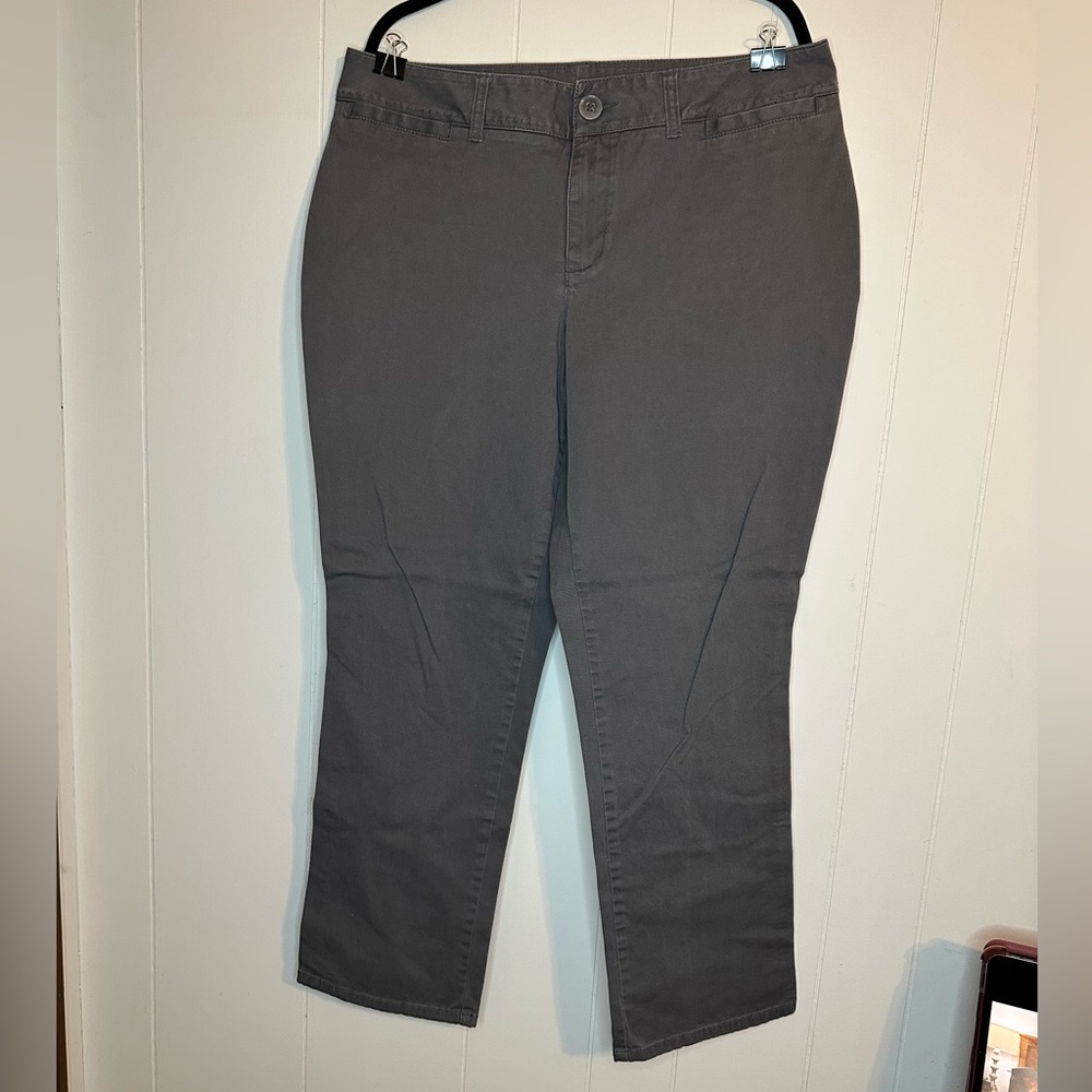 Lane Bryant dress pants rear pockets size 18